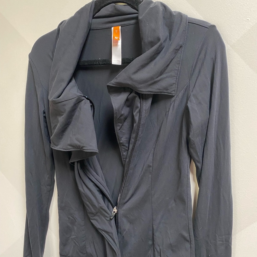 Lucy Jacket - Picture 3 of 6